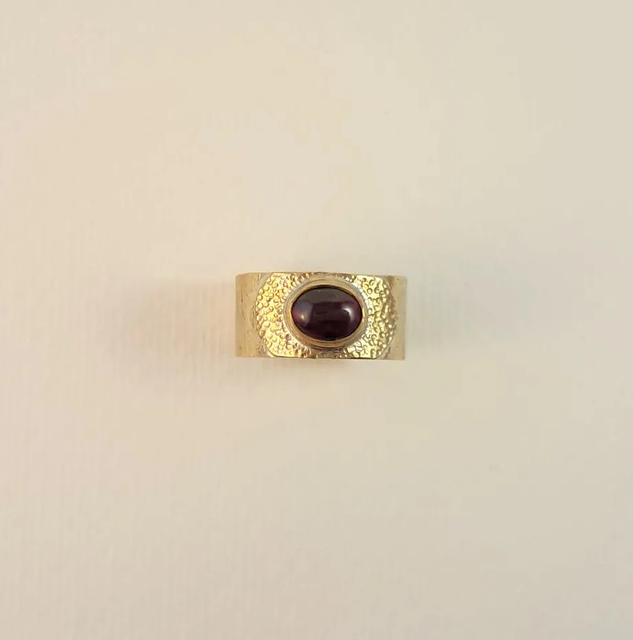 Bague plateforme grenat